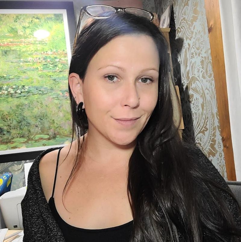 Tia_82